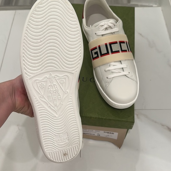Brand new men’s Gucci shoes size 8.5 - Picture 6 of 7
